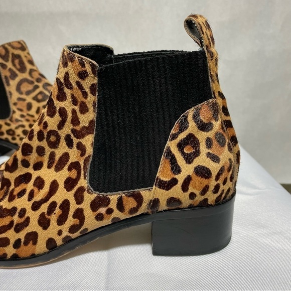 Dolce Vita Leopard print calf hair Chelsea boots 6.5 - Picture 6 of 7